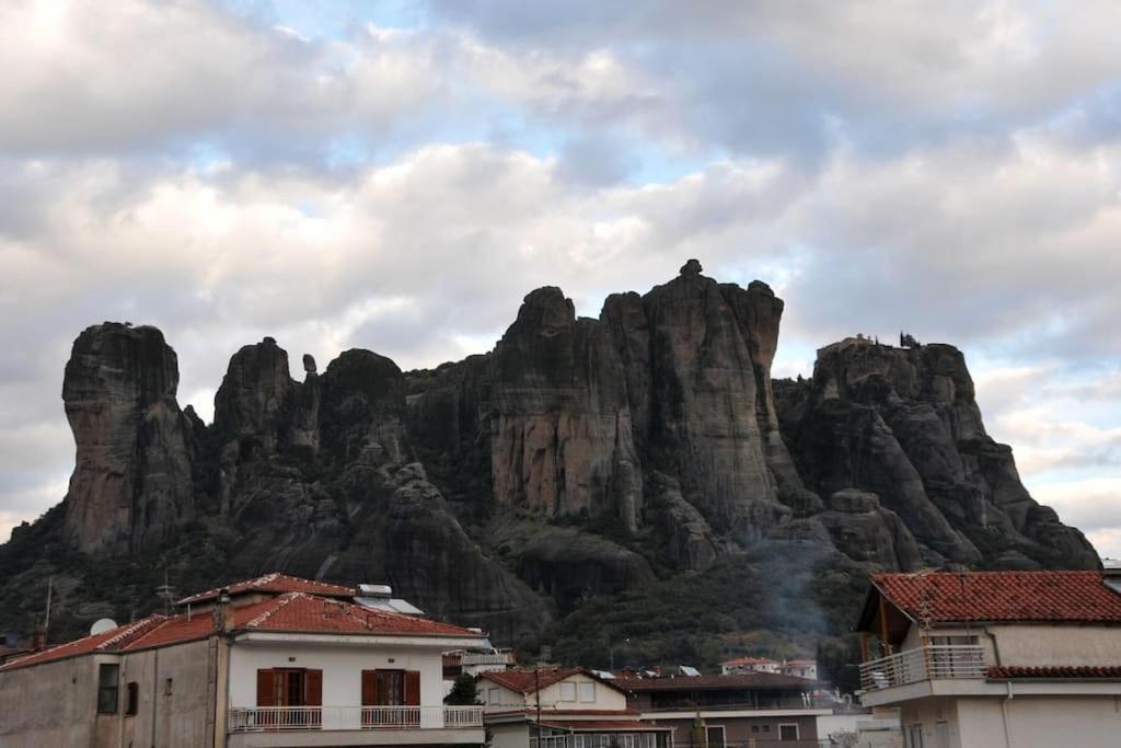 Holiday Meteora B Каламбака Екстер'єр фото